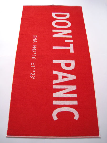 Towel Day - Don't Panic